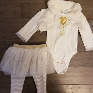 Cream & gold fur trim shrug with tutu leggings